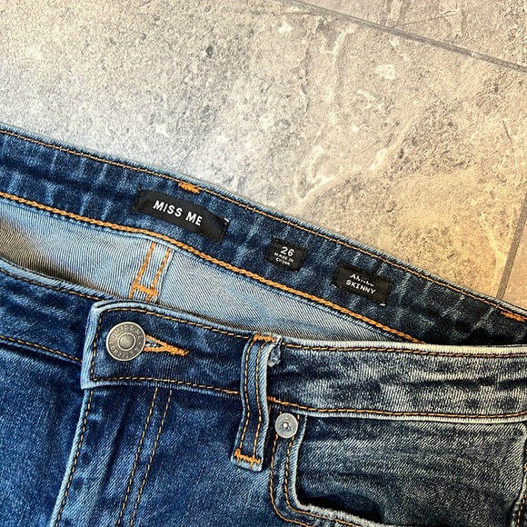 Miss Me Stepped Hem Ankle Skinny - Picture 3 of 10